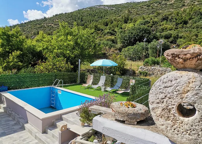 Family-friendly With Swimming Pool - Perna, Peljesac - 10143 كوتشيشته