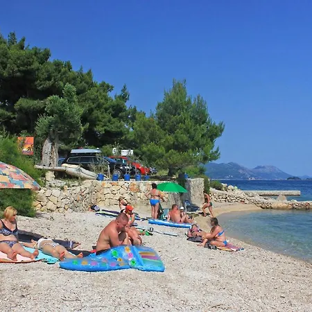 Family-friendly With Swimming Pool - Perna, Peljesac - 10143 Apartman