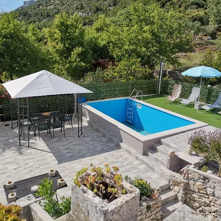 Family Friendly With A Swimming Pool - Perna, Peljesac - 10143 * Kuciste