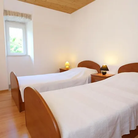 Daire Family Friendly With A Swimming Pool - Perna, Peljesac - 10143 Kuciste