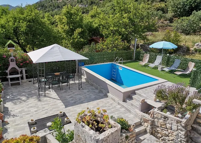 Family-friendly With Swimming Pool - Perna, Peljesac - 10143 * 쿠치슈테