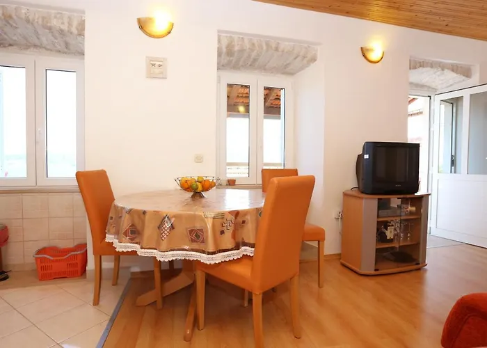 Family-friendly With Swimming Pool - Perna, Peljesac - 10143 Apartamento Kućište
